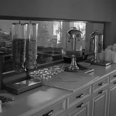 亚德里亚2号酒店 Škalngur